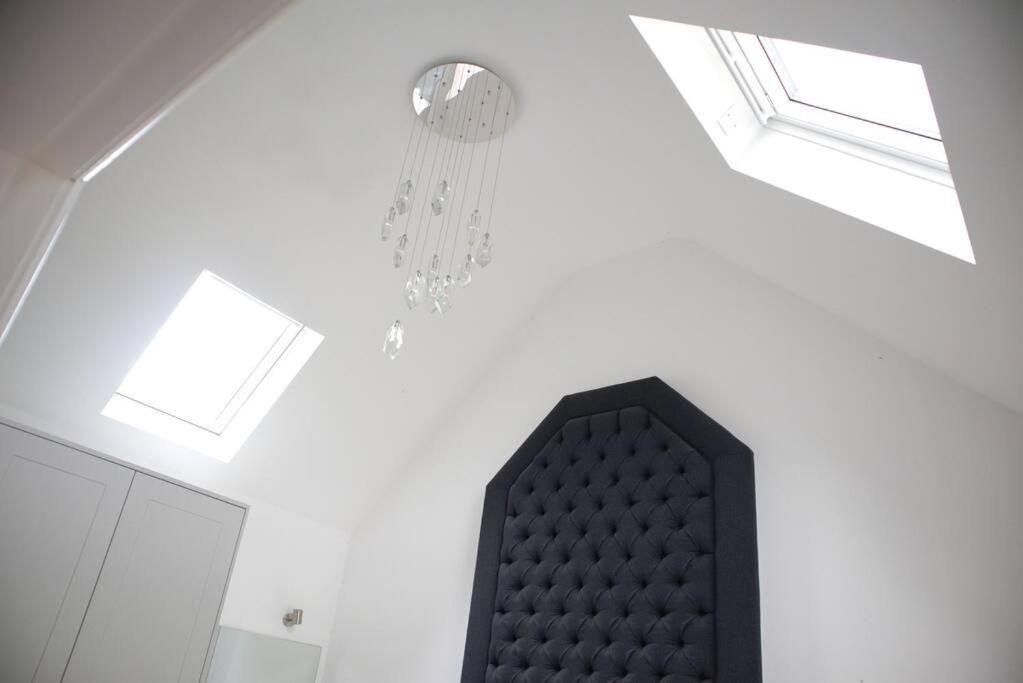 Luxury Detached Peak District Stone Barn - Dog Friendly Βίλα Hazelwood Εξωτερικό φωτογραφία
