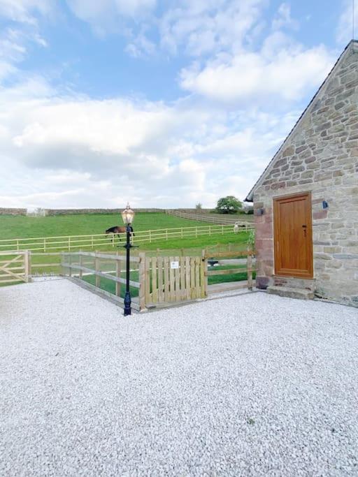 Luxury Detached Peak District Stone Barn - Dog Friendly Βίλα Hazelwood Εξωτερικό φωτογραφία